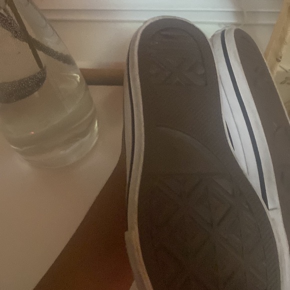 Pink converse ,for six year olds, 13 size in US - Picture 2 of 4